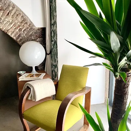 Apartment Old Stables Chiado - 1 Bedroom In The Heart Of Lisbon