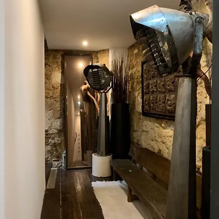 Apartment Old Stables Chiado - 1 Bedroom In The Heart Of Lisbon