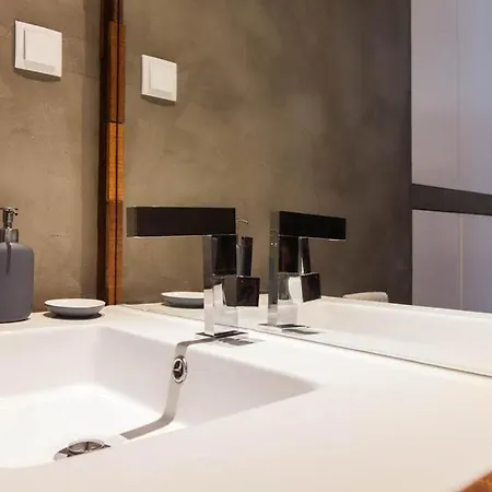 Old Stables Chiado - 1 Bedroom In The Heart Of Apartamento