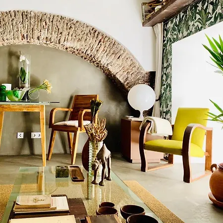 Old Stables Chiado - 1 Bedroom In The Heart Of Apartamento *